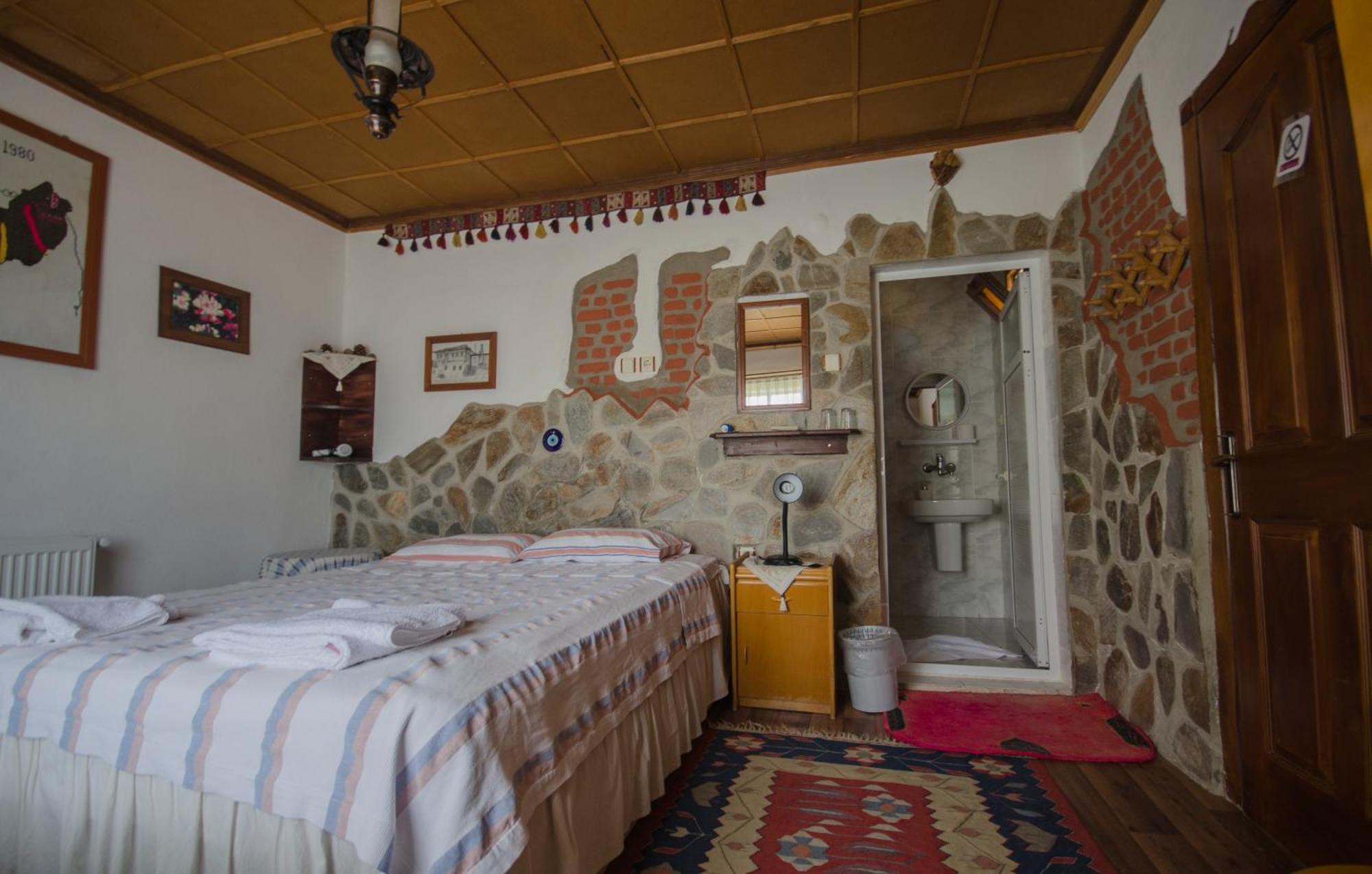 Agora Pansiyon Kapikiri Exterior foto