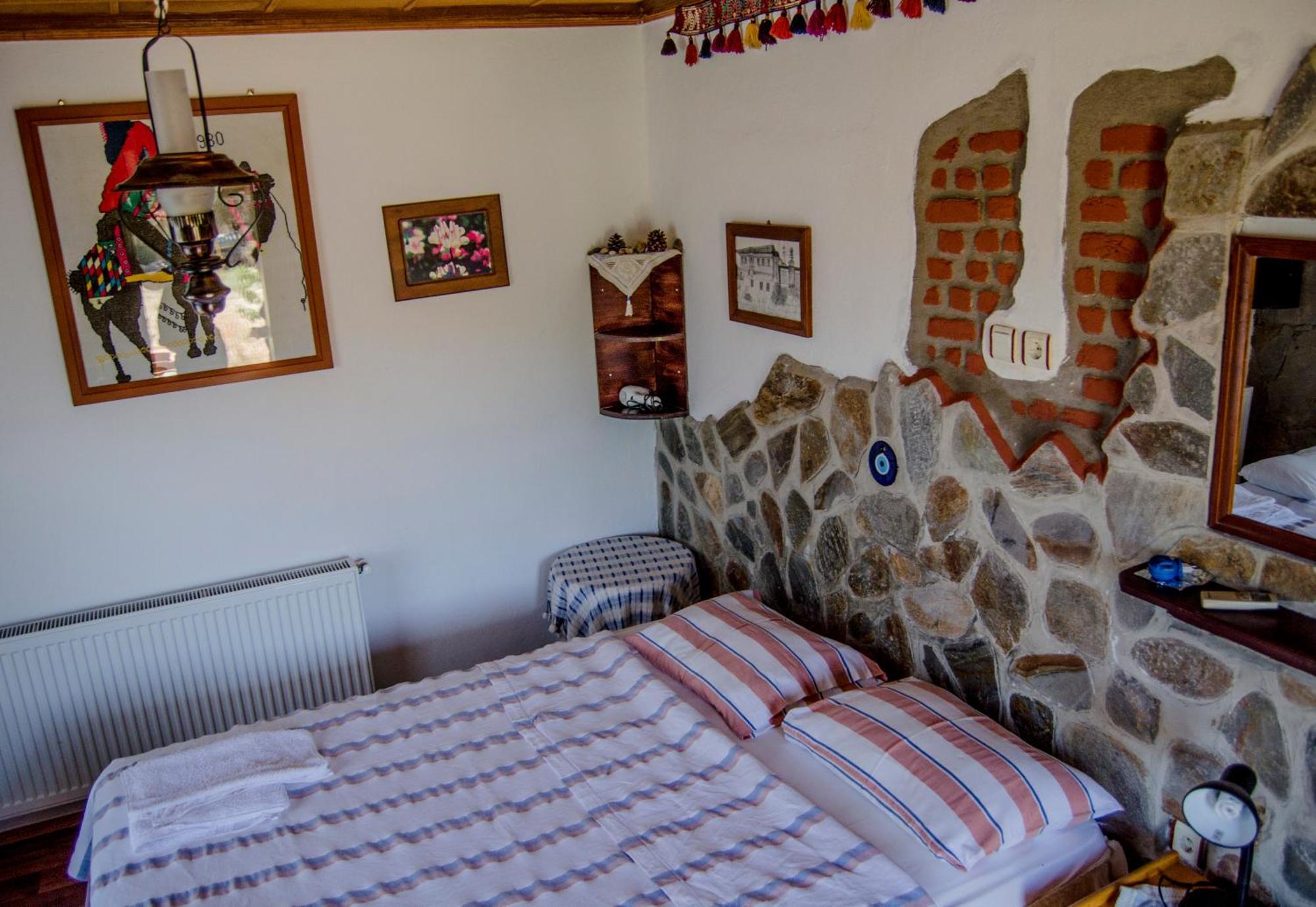 Agora Pansiyon Kapikiri Exterior foto
